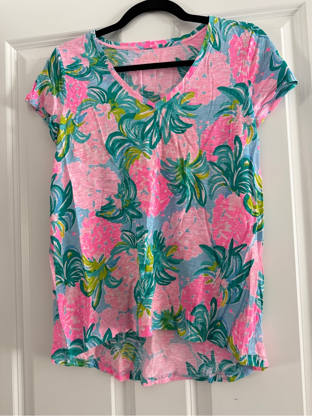 Lilly Pulitzer Pink & Teal Floral V-Neck Tee